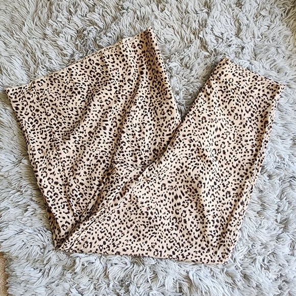 Leopard Print Wide-Leg Pants Woman's Size S Sheer Animal Print Party Box A - Picture 10 of 10